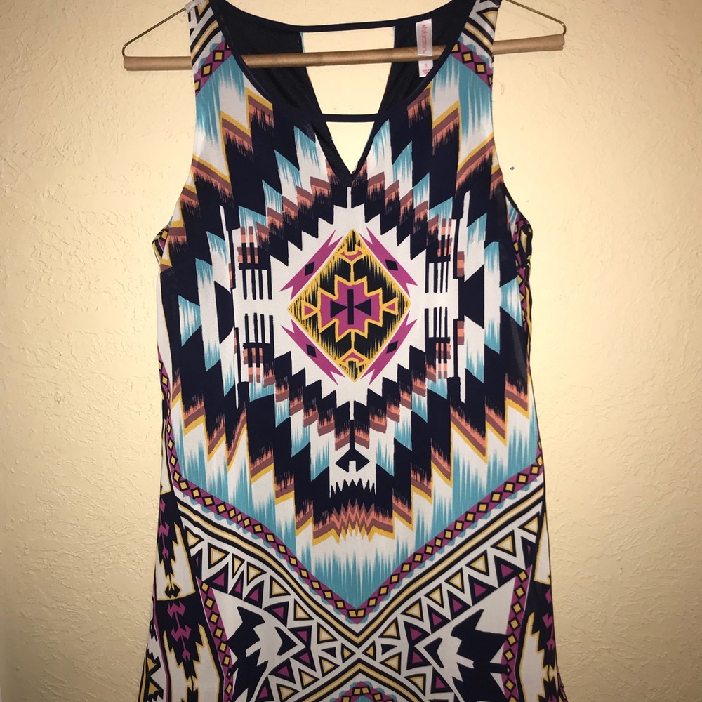 Aztec Dress - Picture 2 of 4